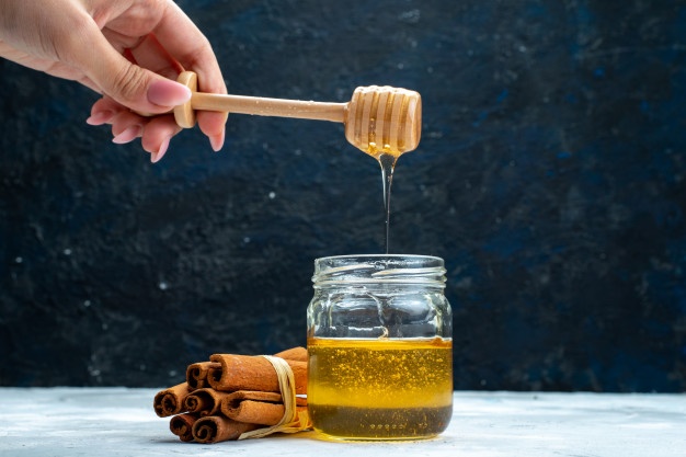 11 - Sweeteners, including honey